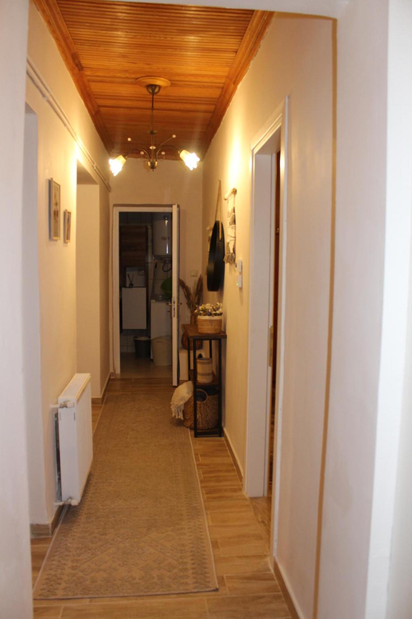 Point Of View 2 Apartment Pramanta Exterior photo